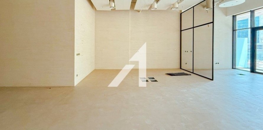 Bureau à Dubai, 120.2 m², № 11373