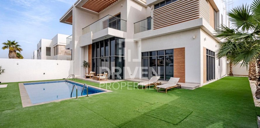 Villa en Jebel Ali, Dubai, 4 dormitorios, 476.78 m², № 142621