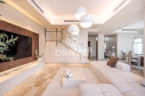 Villa en Jebel Ali, Dubai, 4 dormitorios, 476.78 m², № 142621 - foto 6