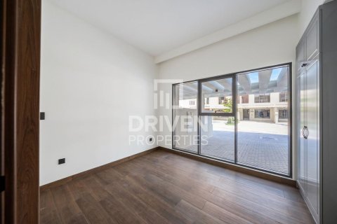 Adosado en Damac Lagoons, Dubai, 4 dormitorios, 144 m², № 142620 - foto 8