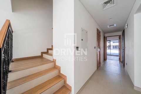 Adosado en Damac Lagoons, Dubai, 4 dormitorios, 144 m², № 142620 - foto 4