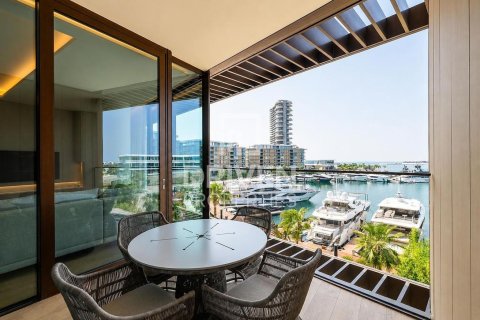 Apartment in Jumeirah Bay Island, Jumeirah, Dubai 3 bedrooms, 242.48 sq.m. № 142613 - photo 29