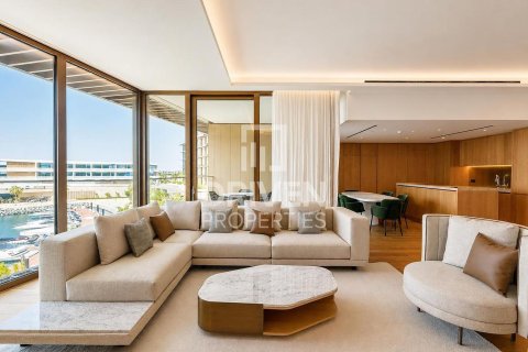 Apartment in Jumeirah Bay Island, Jumeirah, Dubai 3 bedrooms, 242.48 sq.m. № 142613 - photo 2