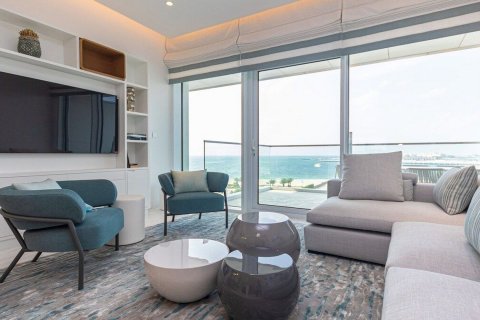 Apartment in Jumeirah Beach Residence, Dubai 2 bedrooms, 178 sq.m. № 29725 - photo 1