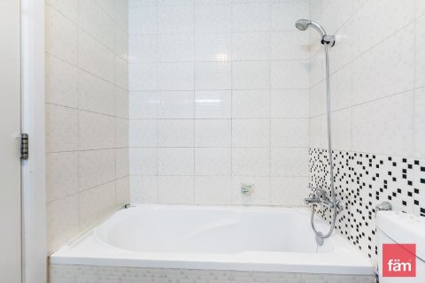 Купить квартиру в Дубай Марине, Дубай: 3 спальни, 119.6м², № 3843 - фото 4
