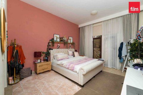 Townhouse in Dubai 4 bedrooms, 309.4 sq.m. № 23776 - photo 6