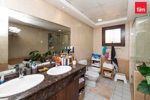 Townhouse in Dubai 4 bedrooms, 309.4 sq.m. № 23776 - photo 20