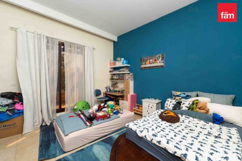 Townhouse in Dubai 4 bedrooms, 309.4 sq.m. № 23776 - photo 26