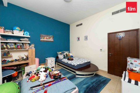 Townhouse in Dubai 4 bedrooms, 309.4 sq.m. № 23776 - photo 22