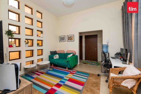 Townhouse in Dubai 4 bedrooms, 309.4 sq.m. № 23776 - photo 8