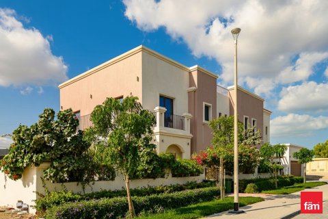 Villa in Dubai 6 bedrooms, 578.1 sq.m. № 23774 - photo 5