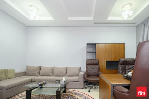 Villa in Dubai 6 bedrooms, 578.1 sq.m. № 23774 - photo 19