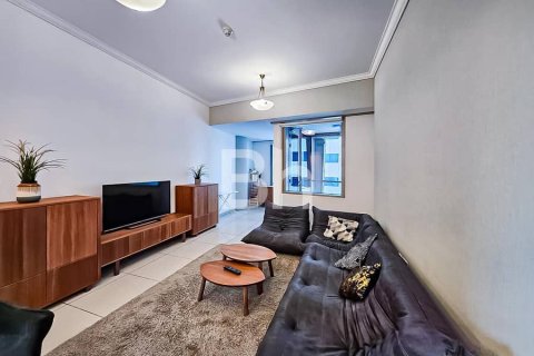Снять в аренду квартиру в Дубай Марине, Дубай: 3 спальни, 152м², № 23326 - фото 1