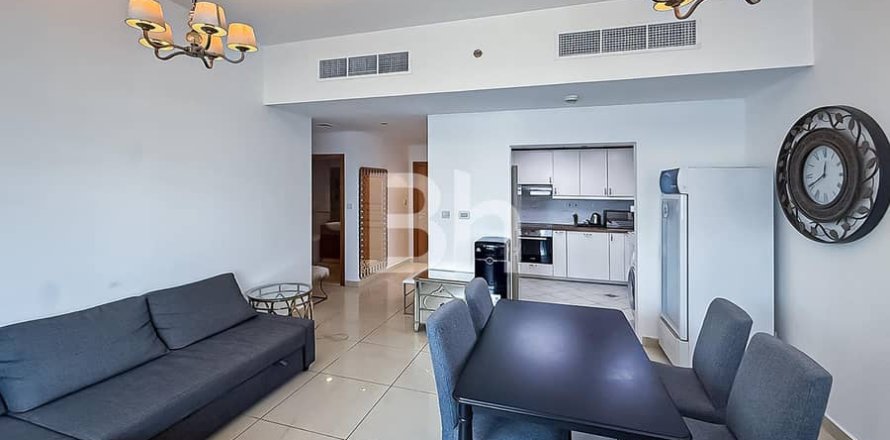 Квартира в Дубай Марине, Дубай, 2 спальни, 99м², № 23327