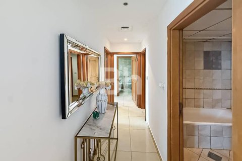 Снять в аренду квартиру в Дубай Марине, Дубай: 2 спальни, 99м², № 23327 - фото 12