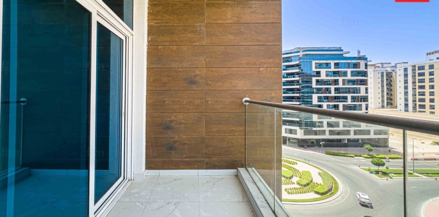 Apartment in Al Satwa, Dubai 3 bedrooms, 159.2 sq.m. № 18579