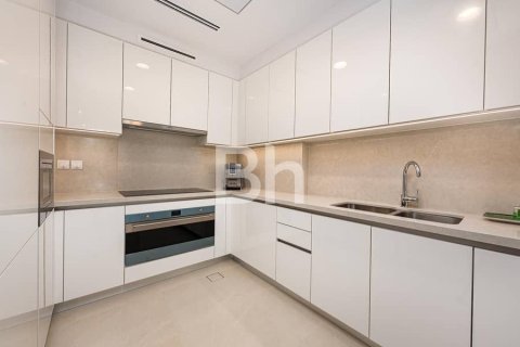 Apartment in Al Wasl, Dubai 2 bedrooms, 141 sq.m. № 21069 - photo 6