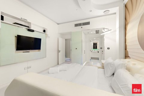 Apartment in Dubai 2 bedrooms, 127.8 sq.m. № 83699 - photo 14