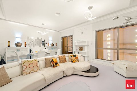 Apartment in Dubai 2 bedrooms, 127.8 sq.m. № 83699 - photo 5