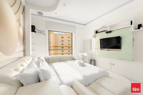 Apartment in Dubai 2 bedrooms, 127.8 sq.m. № 83699 - photo 15