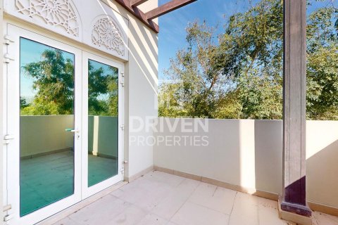 Adosado en Al Furjan, Dubai, 3 dormitorios, 301 m², № 20362 - foto 13