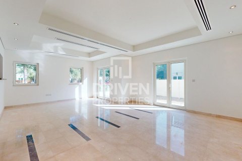 Adosado en Al Furjan, Dubai, 3 dormitorios, 301 m², № 20362 - foto 3