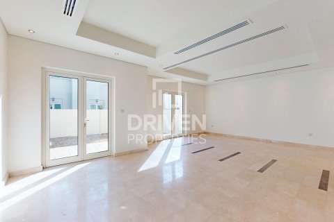 Adosado en Al Furjan, Dubai, 3 dormitorios, 301 m², № 20362 - foto 4