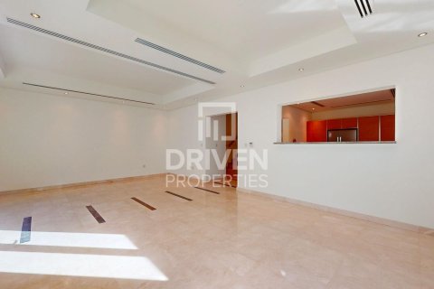 Adosado en Al Furjan, Dubai, 3 dormitorios, 301 m², № 20362 - foto 2