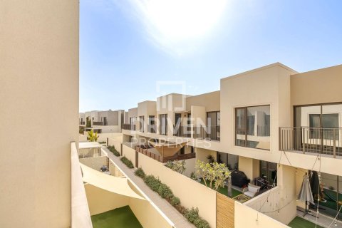 Townhouse in EMAAR South, Dubai South (Dubai World Central), Dubai 3 bedrooms, 164 sq.m. № 20360 - photo 6