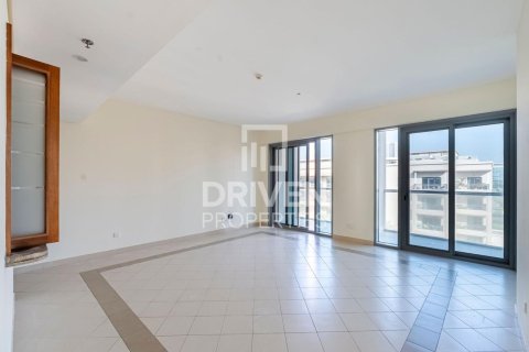 Appartement à The Views, Dubai, 2 chambres, 118 m², № 20363 - photo 2