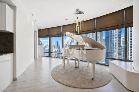 Apartment in Downtown Dubai (Downtown Burj Dubai), Dubai 2 bedrooms, 143.63 sq.m. № 137007 - photo 5