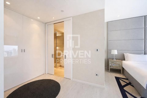Apartment in Downtown Dubai (Downtown Burj Dubai), Dubai 2 bedrooms, 143.63 sq.m. № 137007 - photo 19