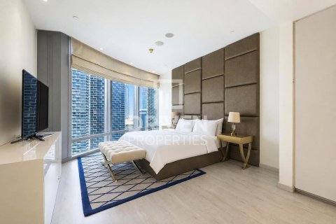 Apartment in Downtown Dubai (Downtown Burj Dubai), Dubai 2 bedrooms, 143.63 sq.m. № 137007 - photo 10