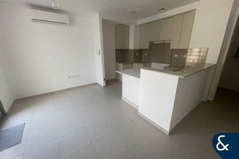 Снять в аренду виллу в Hayat Townhouses, Town Square, Дубай: 3 спальни, 207м², № 79002 - фото 5