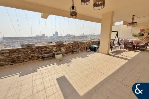 Снять в аренду квартиру в Motor City, Дубай: 3 спальни, 272м², № 79003 - фото 2