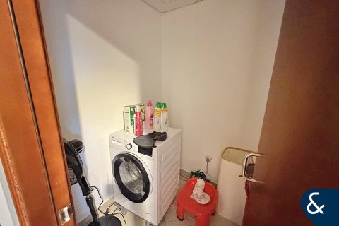 Снять в аренду квартиру в Motor City, Дубай: 3 спальни, 272м², № 79003 - фото 16