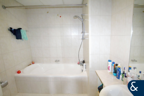 Снять в аренду квартиру в Motor City, Дубай: 2 спальни, 125м², № 79004 - фото 10