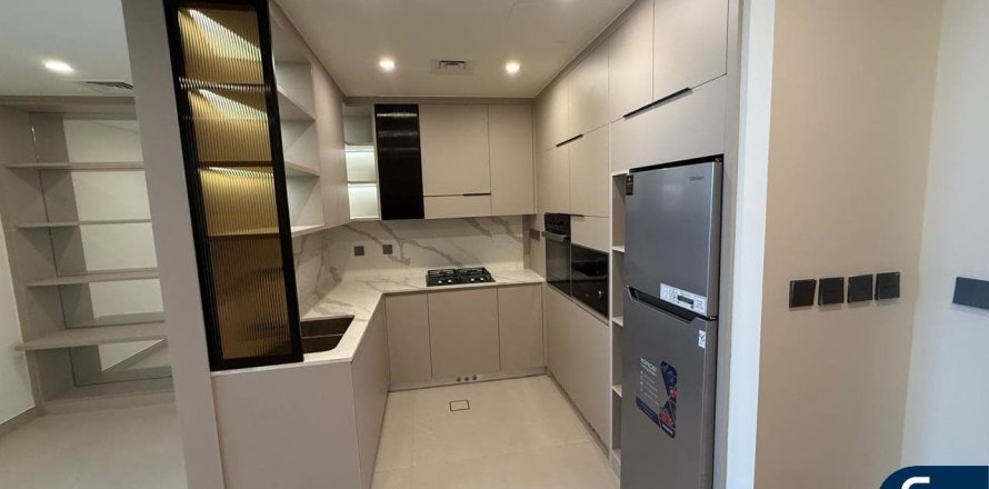 Квартира в Джумейра Вилладж Серкл, Дубай, 2 спальни, 132м², № 79006