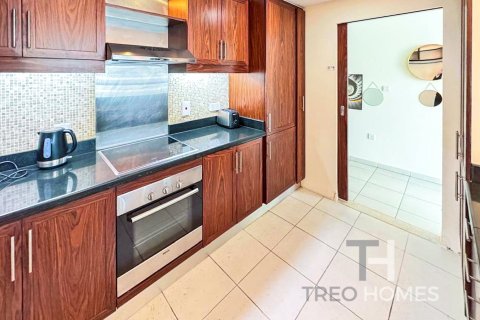 Снять в аренду квартиру в Бурдж-Халифе, Дубай: 2 спальни, 135м², № 16865 - фото 6