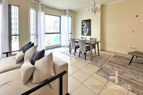 Снять в аренду квартиру в Бурдж-Халифе, Дубай: 2 спальни, 135м², № 16865 - фото 4