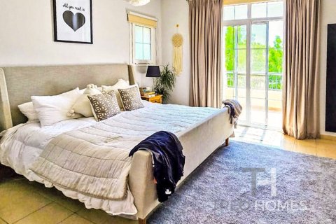 Villa en The Lakes, Dubai, 3 dormitorios, 240 m², № 16846 - foto 13
