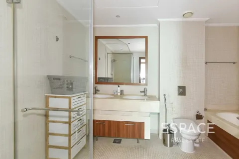 Apartment in Dubai Marina, Dubai 2 bedrooms, 144 sq.m. № 62307 - photo 11