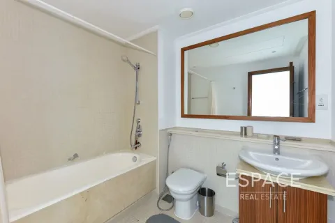 Apartment in Dubai Marina, Dubai 2 bedrooms, 144 sq.m. № 62307 - photo 13