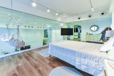 Apartment in Jumeirah Beach Residence, Dubai 2 bedrooms, 161 sq.m. № 62305 - photo 18