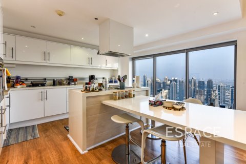 Apartment in Jumeirah Beach Residence, Dubai 2 bedrooms, 161 sq.m. № 62305 - photo 6