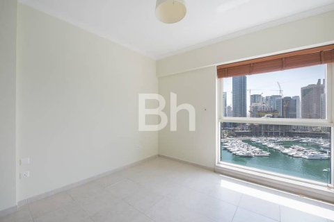 Снять в аренду квартиру в Дубай Марине, Дубай: 2 спальни, 129м², № 25105 - фото 3