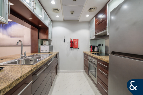 Apartment in BURJ VIEWS in Downtown Dubai (Downtown Burj Dubai), Dubai 1 bedroom, 68 sq.m. № 79312 - photo 5