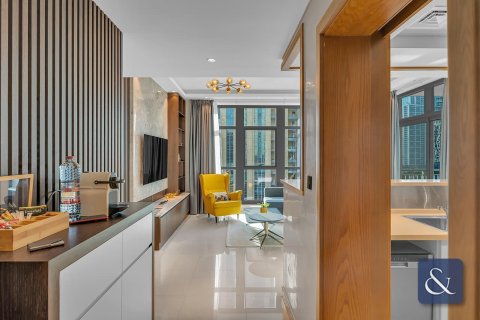 Appartement à CLAREN TOWERS à Downtown Dubai (Downtown Burj Dubai), Dubai, 2 chambres, 117 m², № 79325 - photo 3