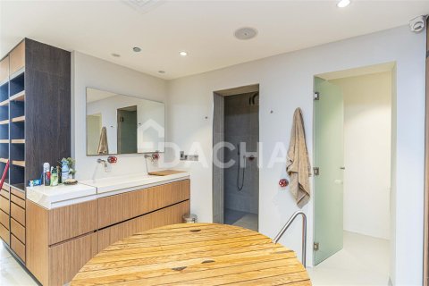 Apartamento en Palm Jumeirah, Dubai, 3 dormitorios, 210.5 m², № 6714 - foto 13