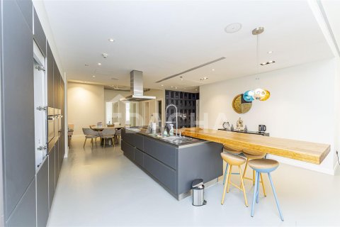 Apartamento en Palm Jumeirah, Dubai, 3 dormitorios, 210.5 m², № 6714 - foto 3